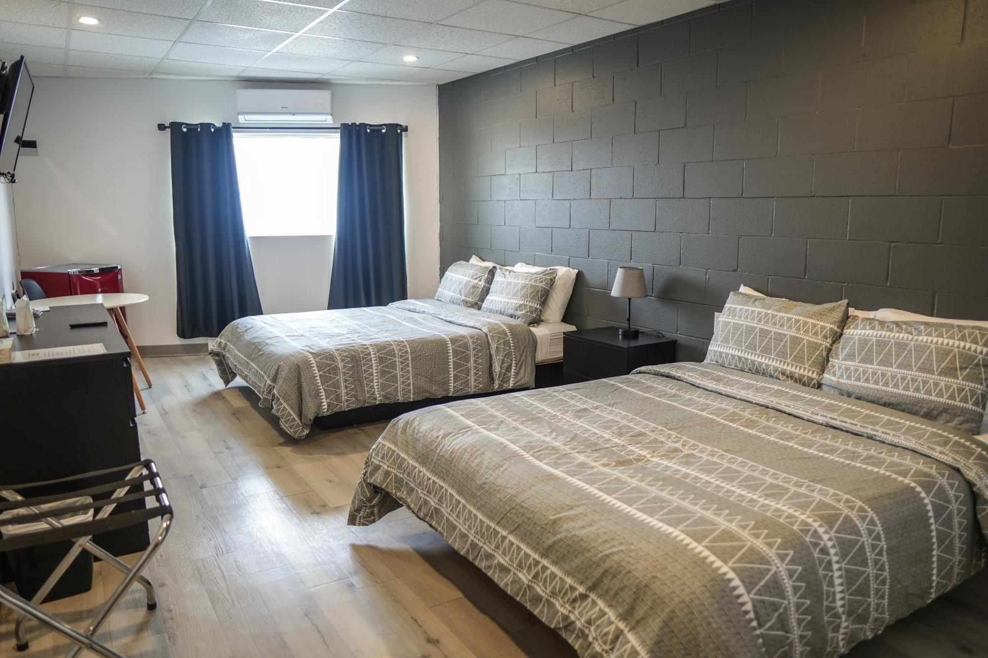 Hotel St-Alexis Saint-Raymond 외부 사진